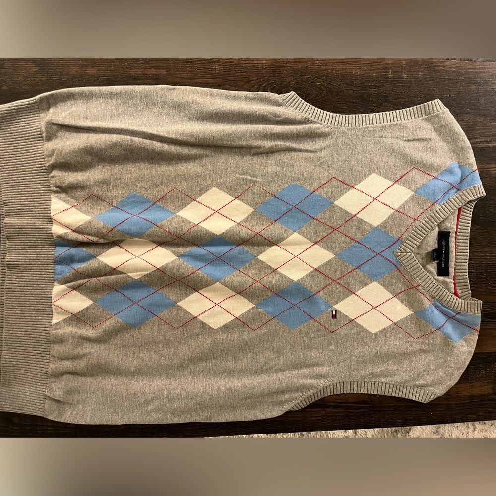 Tommy Hilfiger Men’s Sweater Vest